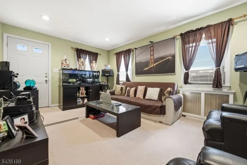 73 Charles St, Belleville, NJ 07109 - #3