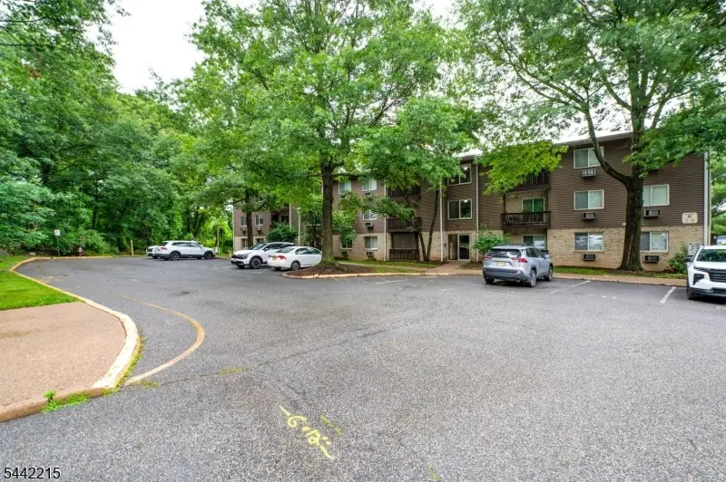 314 Federal Hill Rd Bldg C #314, Pompton Lakes, NJ 07442 - #2