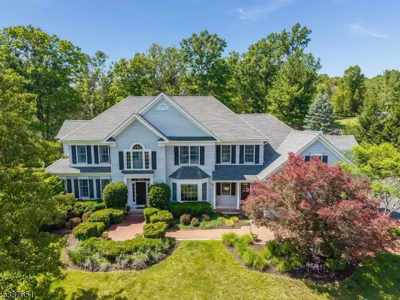 26 Chalfonte Dr, Clinton, NJ 08833 - #1