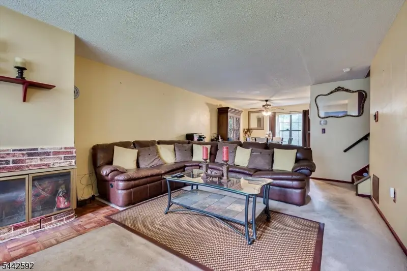 11 Tracy Ct, Franklin Park, NJ 08823 - #3