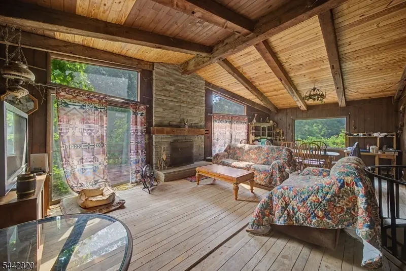 15 Plotts Rd, Hampton, NJ 07860 - #3