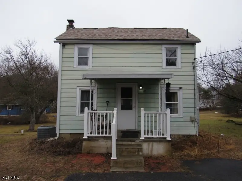 17 Lackawanna St, Hampton, NJ 08827 - #2