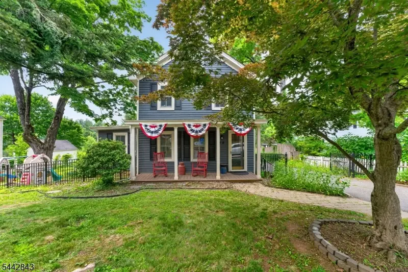 79 W Main St, Mendham, NJ 07945 - #3
