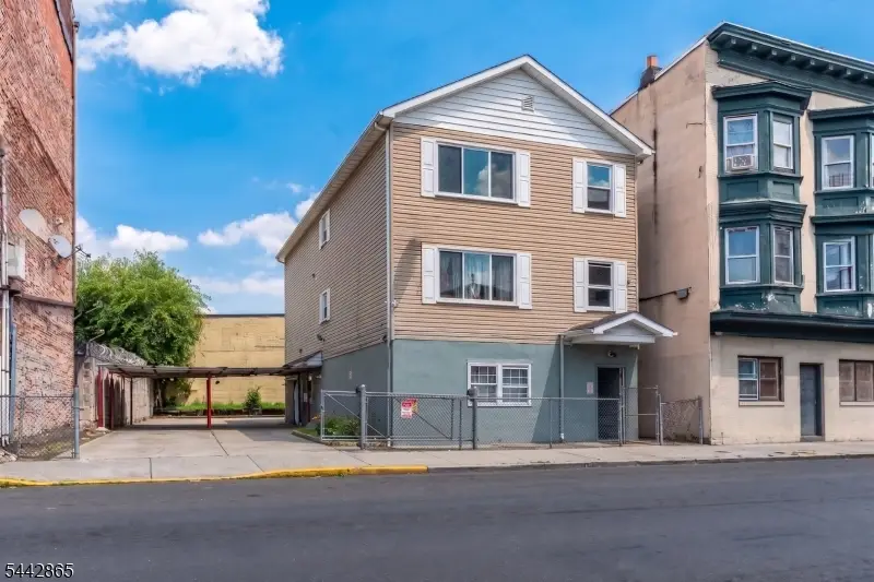 363 Summer St, Paterson, NJ 07501 - #2