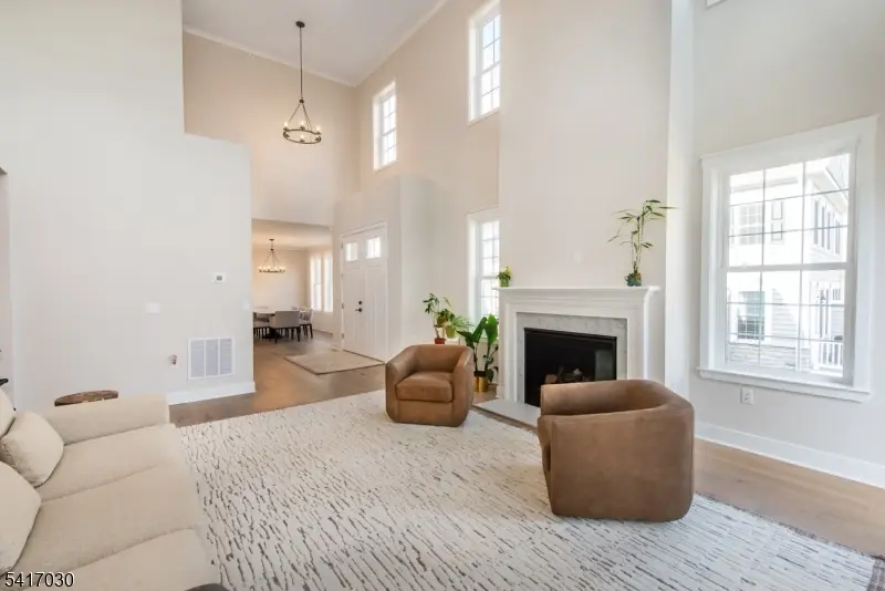 37 Hillandale Dr, Mendham, NJ 07931 - #3