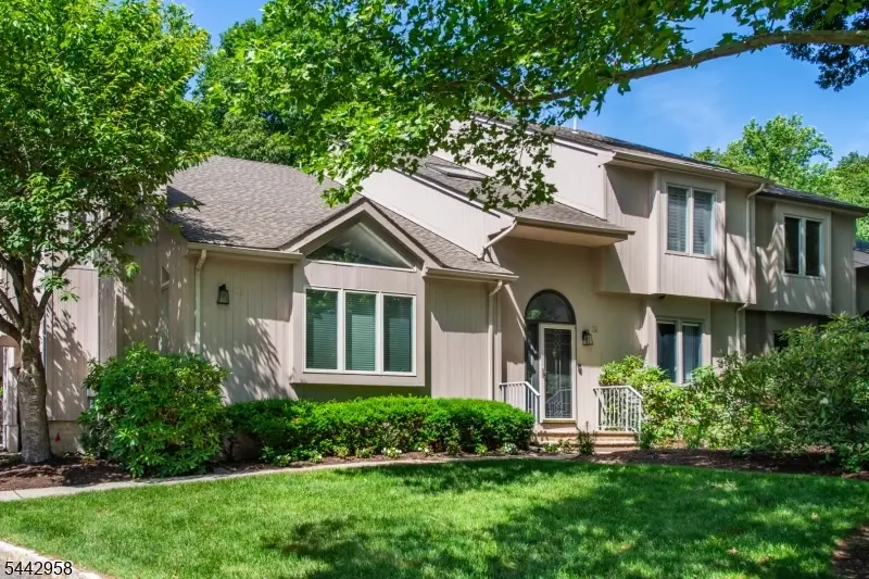 32 Robinhood Dr, Mountain Lakes, NJ 07046 - #1