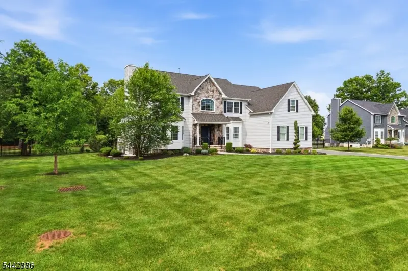 284 Shelburne Pl, Blackwells Mills, NJ 08844 - #3