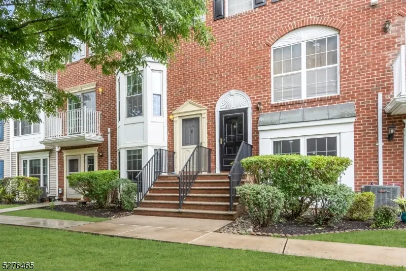 709 Dunn Cir, Bradley Gardens, NJ 08807 - #2