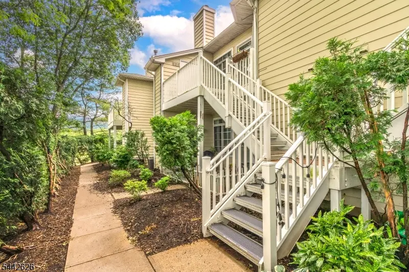 24 Wescott Road #24, The Hills, NJ 07921 - #1