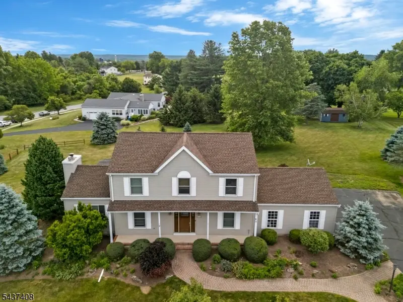 1 Pegasus Ct, Ringoes, NJ 08551 - #1
