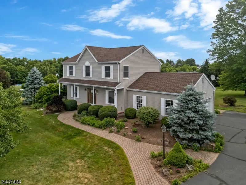1 Pegasus Ct, Ringoes, NJ 08551 - #3
