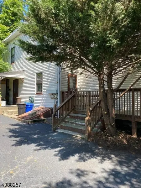 1025 Ringwood Ave, Wanaque Boro, NJ 07420