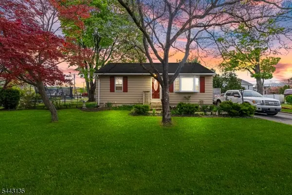 6 N Dell Ave, Roxbury Twp., NJ 07847