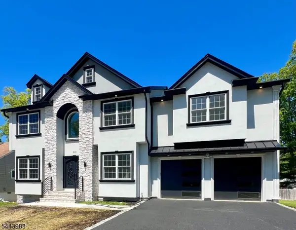 240 Atlantic Dr, Parsippany-Troy Hills Twp., NJ 07054