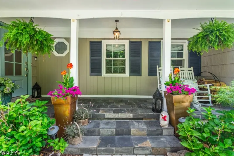 17 Hillcrest Dr, Randolph, NJ 07869 - #2