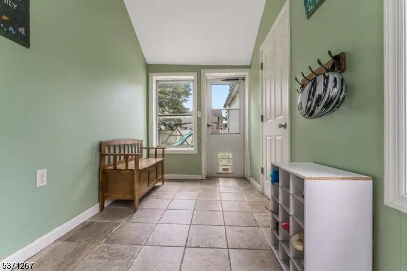 318 Marion Pl, Manville, NJ 08835 - #3