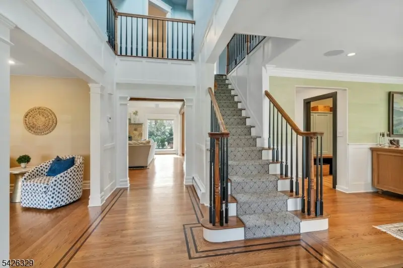 7 Deerhill Dr, Ho Ho Kus, NJ 07423 - #2