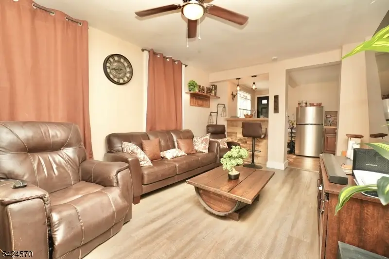 3 Laurel Ave, Maplewood, NJ 07040 - #2