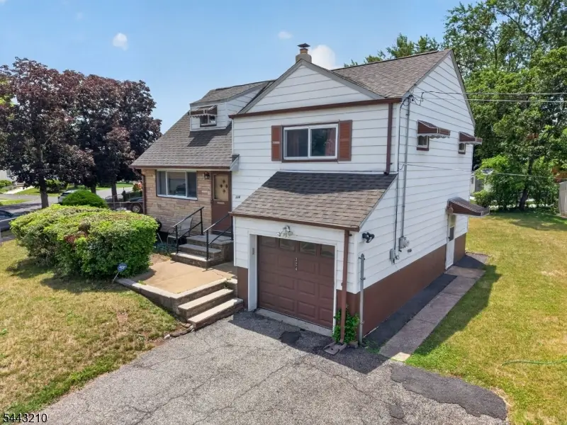 324 Ralph St, Franklin, NJ 08873 - #2
