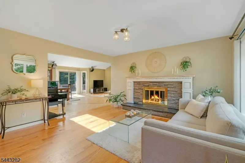 28 Pitcairn Ave, Ho Ho Kus, NJ 07423 - #3