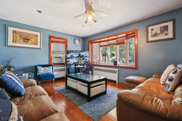 237 Sherwood Ave, Paterson City, NJ 07502