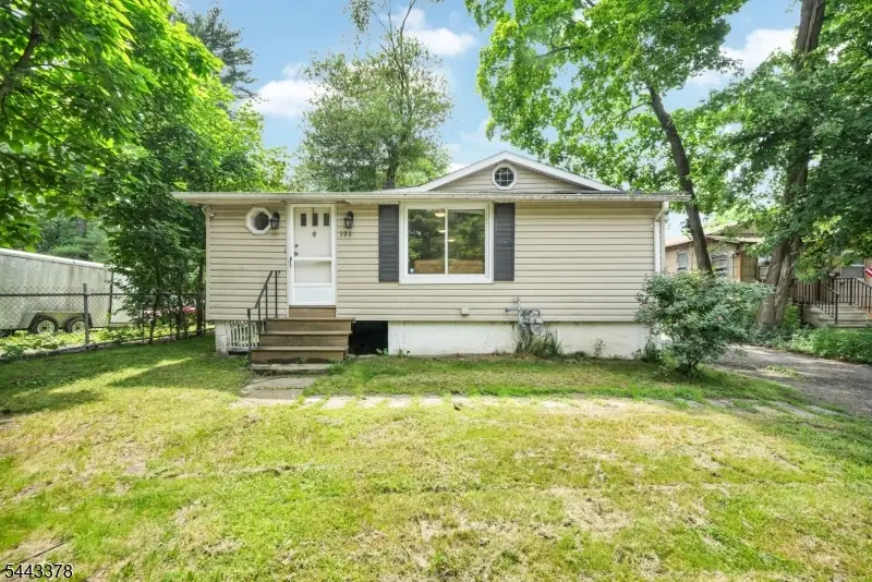 191 Fayette Ave, Wayne, NJ 07470 - #1