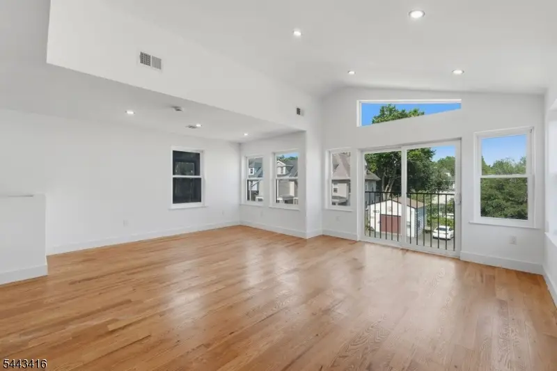 130 N 17th St, East Orange, NJ 07017 - #3