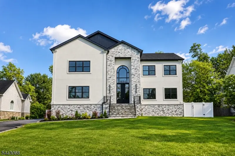 1684 Frank St, Edison, NJ 08820 - #1