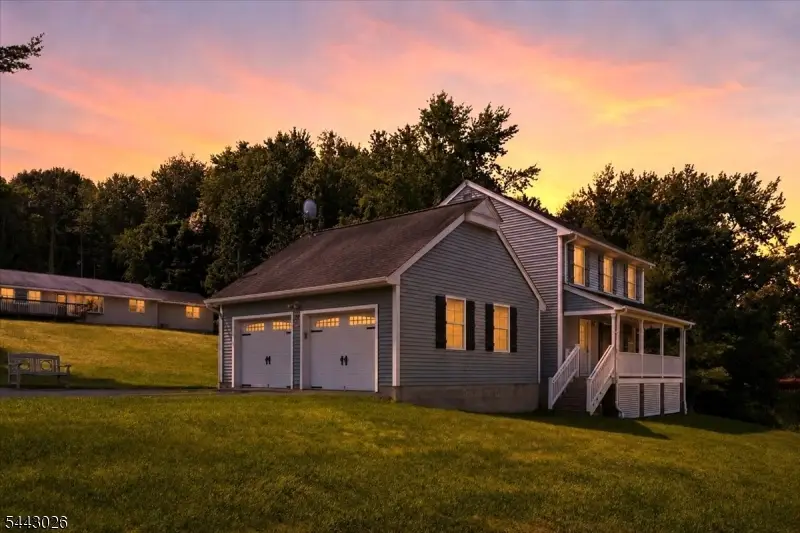 12 Mountain View St, Hamburg, NJ 07419 - #2