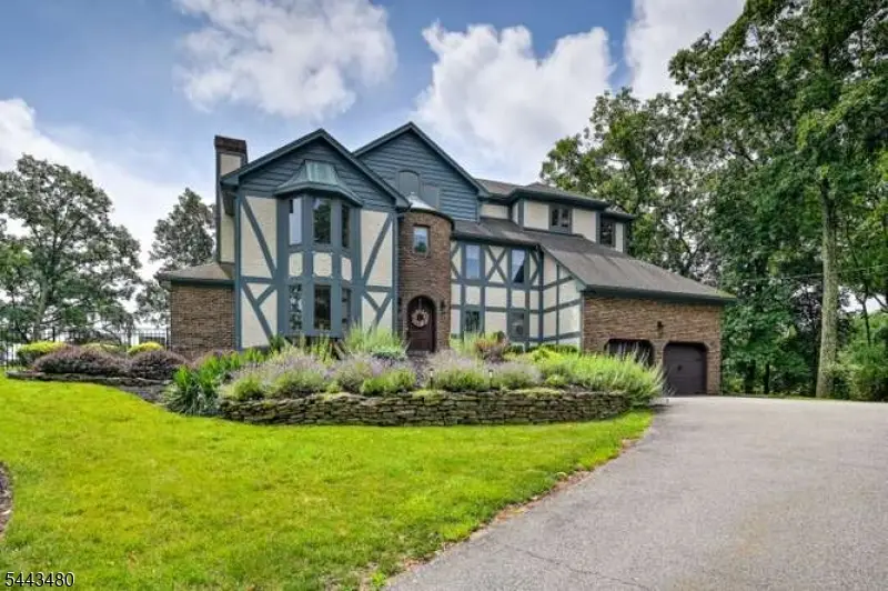 185 Alpine Trl, Lake Mohawk, NJ 07871 - #1