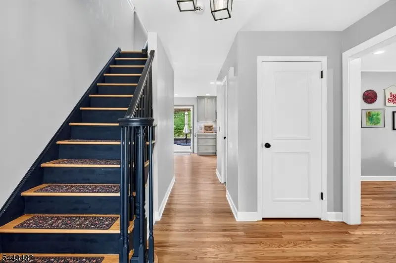17 Forest Ln, Green Brook, NJ 08812 - #2