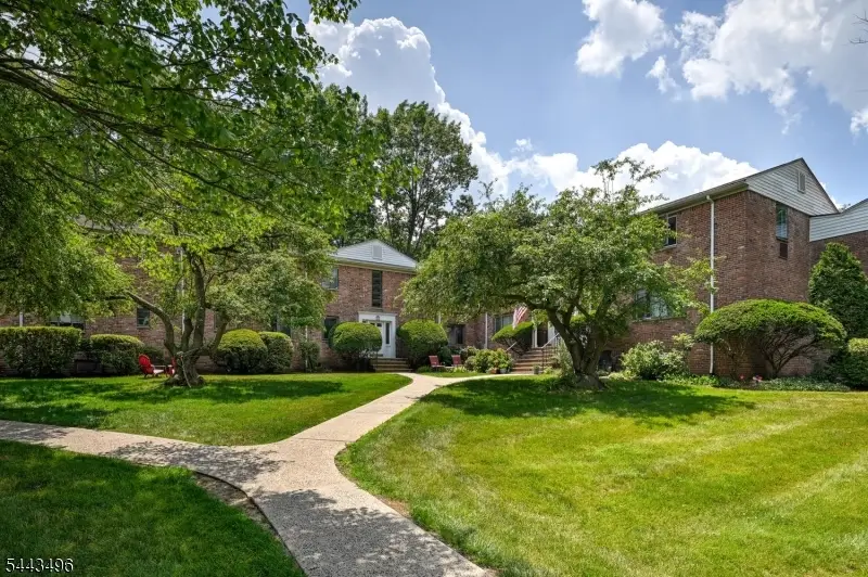 66C Troy Dr, Springfield, NJ 07081 - #1