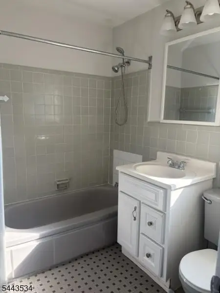 26B Troy Dr #b, Springfield, NJ 07081 - #3