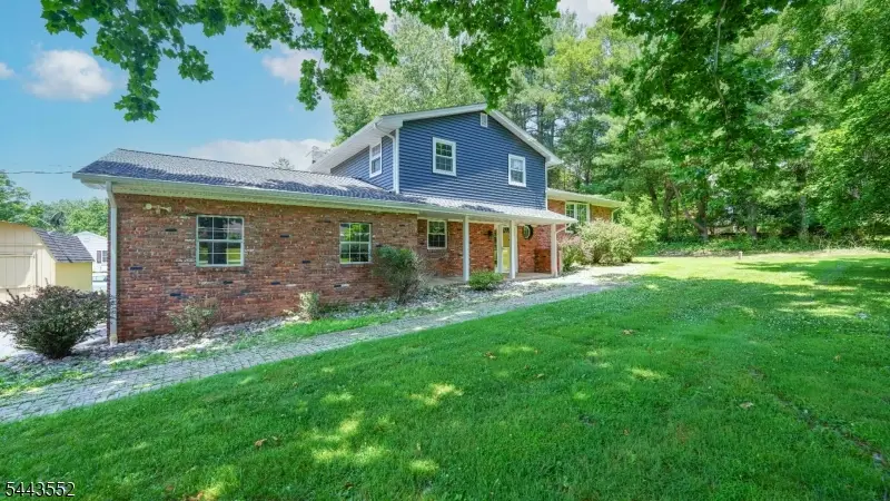 8 Deer Path, Holland, NJ 08848 - #3