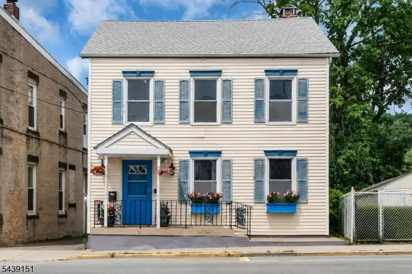 33 Wall St, Rockaway Boro, NJ 07866