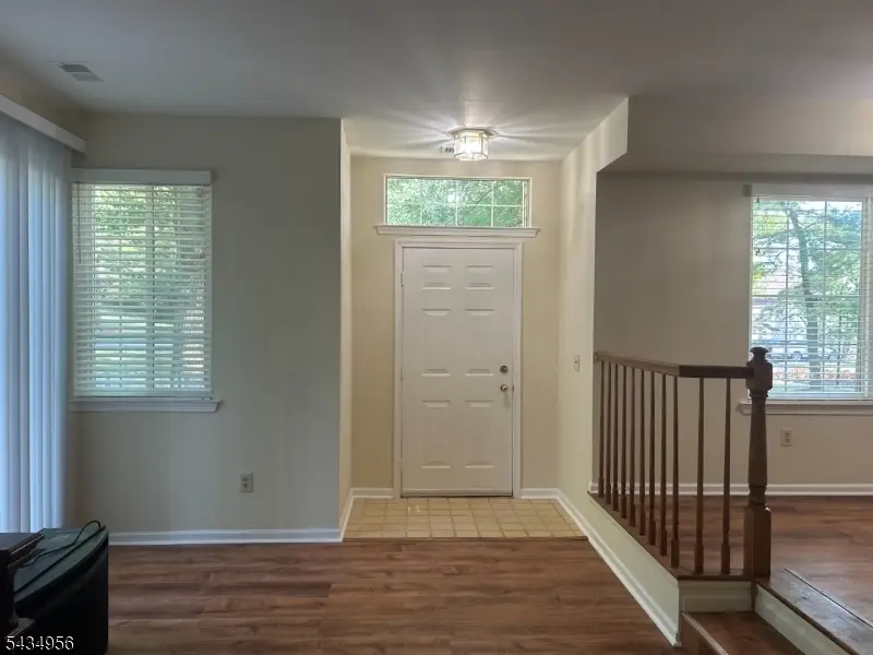 9 Evans Court, The Hills, NJ 07921 - #2