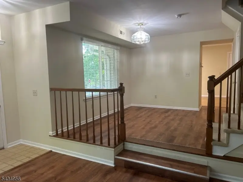 9 Evans Court, The Hills, NJ 07921 - #3
