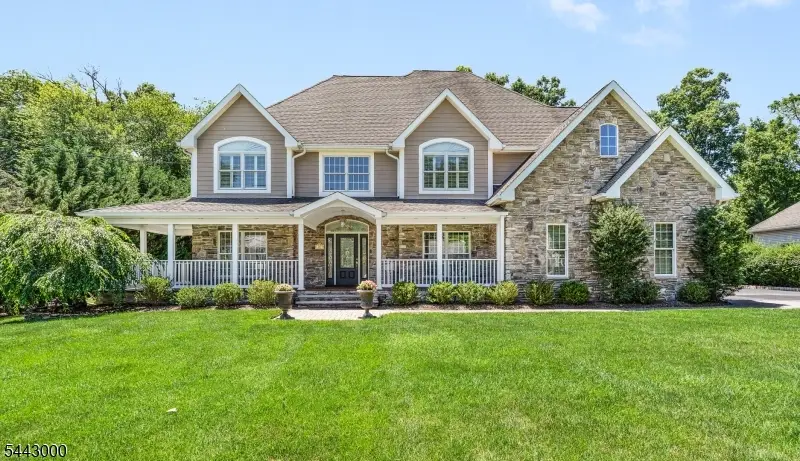 109 Overlook Ave, East Hanover, NJ 07936 - #1