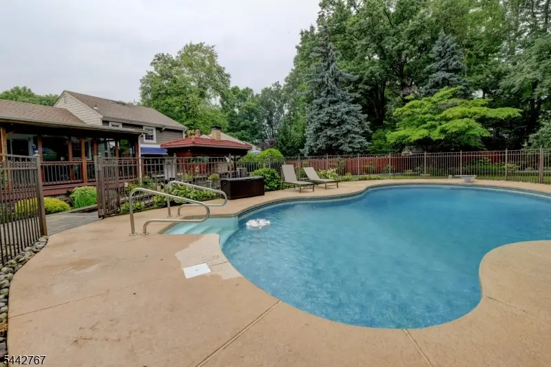835 Colonial Arms Rd, Union, NJ 07083 - #3