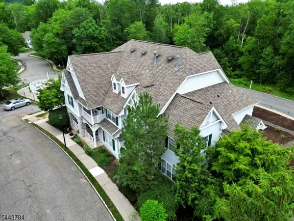 100 Chatfield Drive, Pequannock Twp., NJ 07444