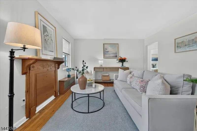 29B W Roselle Ave #B, Roselle Park, NJ 07204 - #1