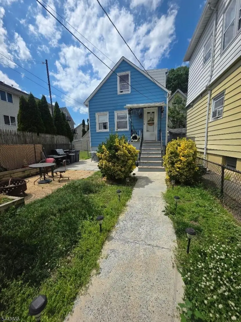 32 Marconi St, Clifton, NJ 07013 - #1