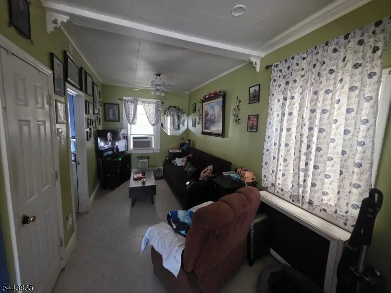 32 Marconi St, Clifton, NJ 07013 - #3