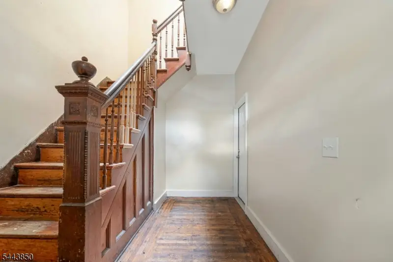 46 Seymour Ave, Newark, NJ 07108 - #2
