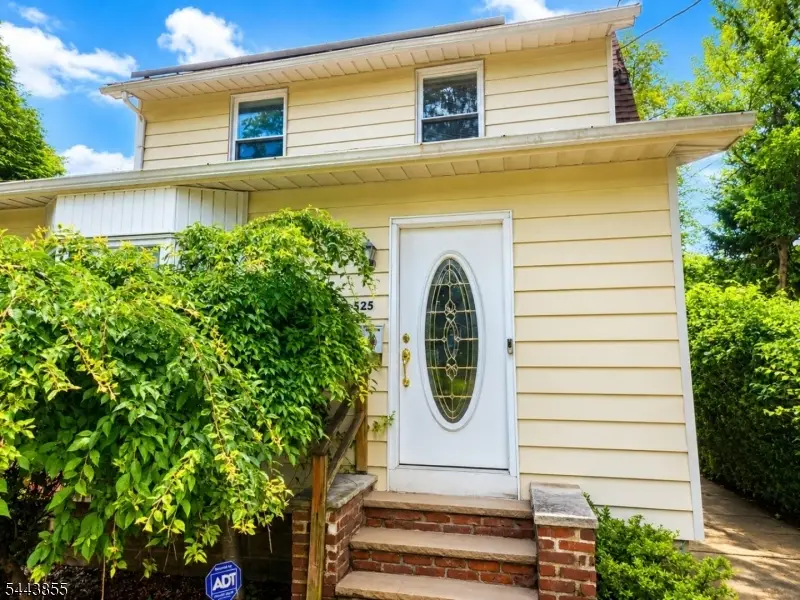 525 Eagle Rock Ave, West Orange, NJ 07052 - #1