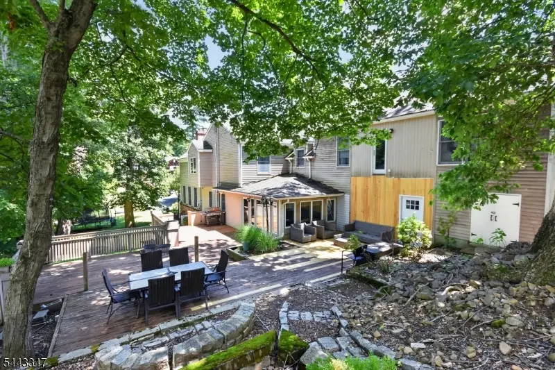 60 Washington Dr, Watchung, NJ 07069 - #1