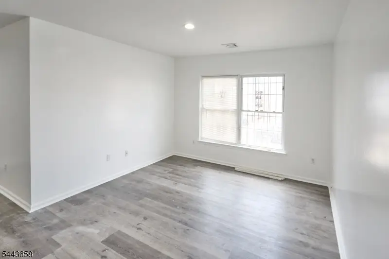 464-466 S 16th St, Newark, NJ 07103 - #2