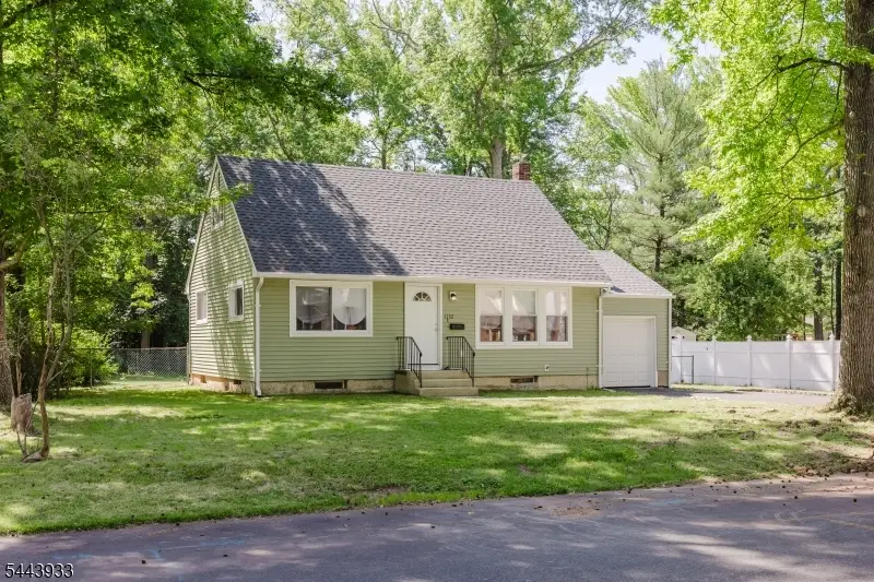 1152 Inwood Pl, Plainfield, NJ 07062 - #2