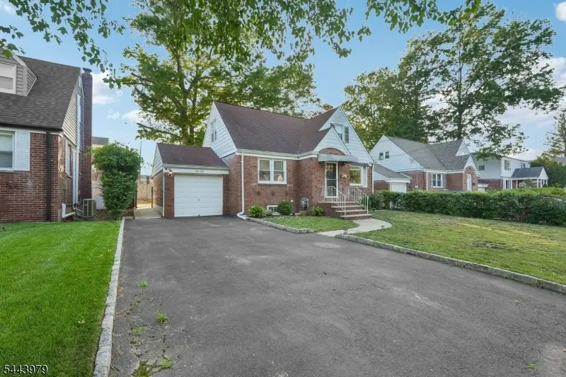 13-38 Hedman Pl, Fair Lawn, NJ 07410 - #3