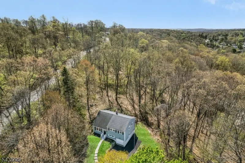 34 Rogers Ln, Sparta, NJ 07871 - #1